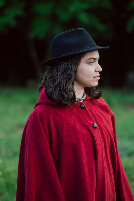 Mantella lana rosso modello "Luisella" - taglia unica