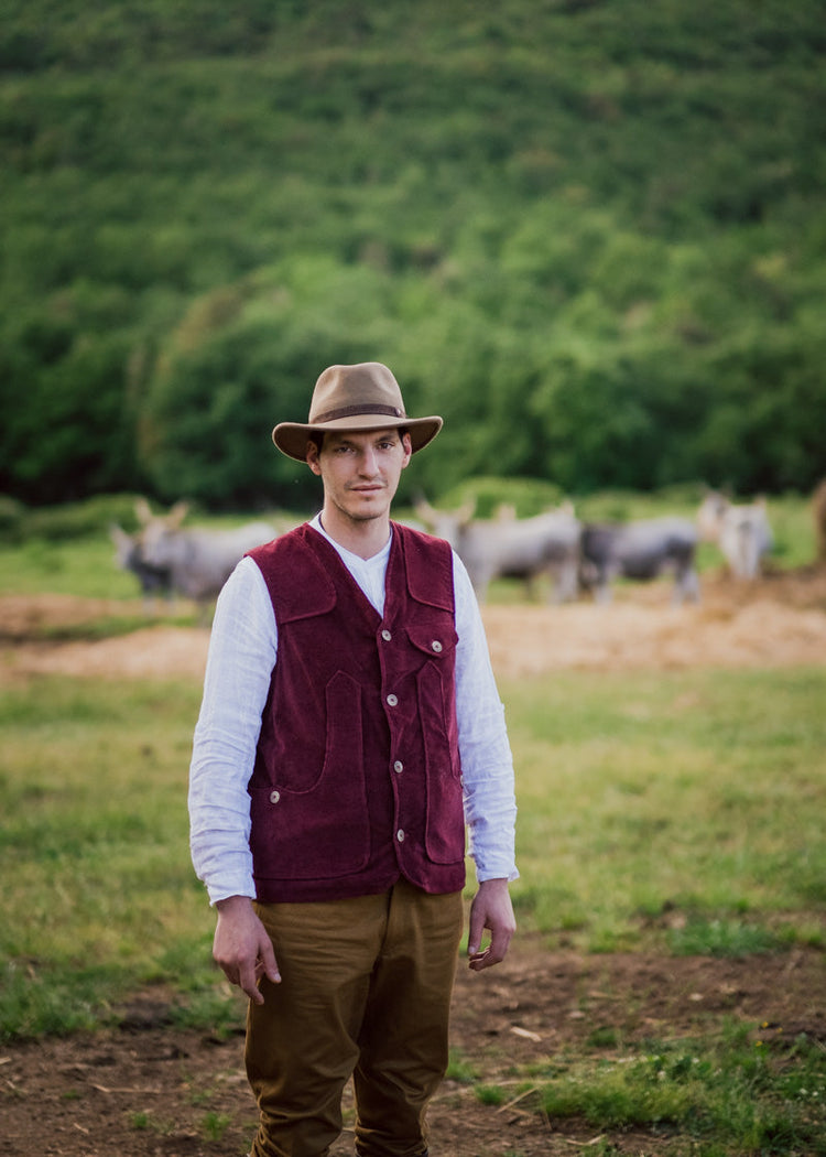 Gilè lungo velluto bordeaux stile maremmano