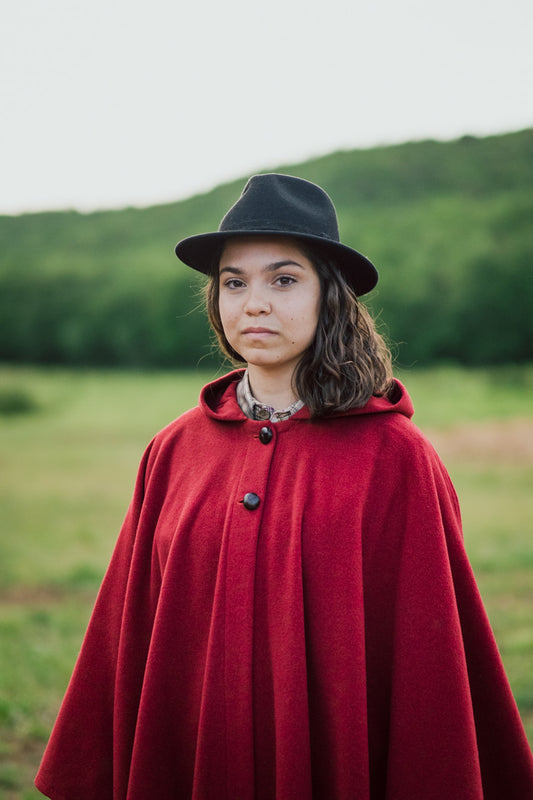 Mantella lana rosso modello "Luisella" - taglia unica